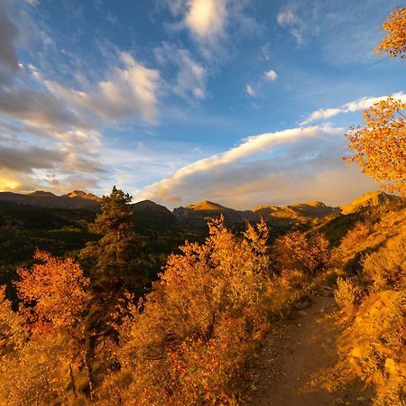 Frontier Mountain Retreat - Monthly Long-Term Vacation Rental 30 Days Minimum -- Estes Park Apts Luaran gambar