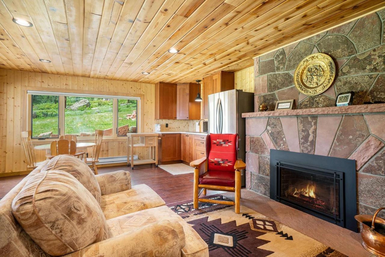 Frontier Mountain Retreat - Monthly Long-Term Vacation Rental 30 Days Minimum -- Estes Park Apts Luaran gambar