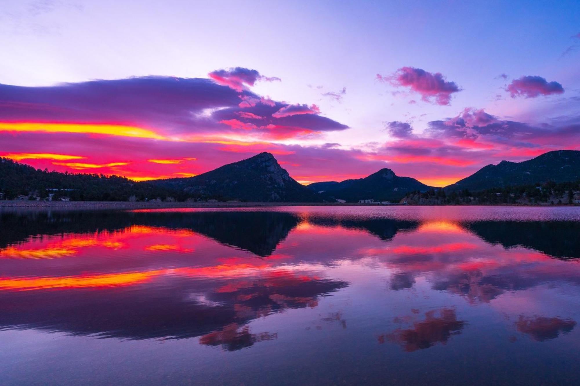 Frontier Mountain Retreat - Monthly Long-Term Vacation Rental 30 Days Minimum -- Estes Park Apts Luaran gambar